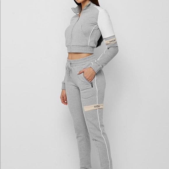 Light grey two-piece tracksuit, never worn - Picture 2 of 4